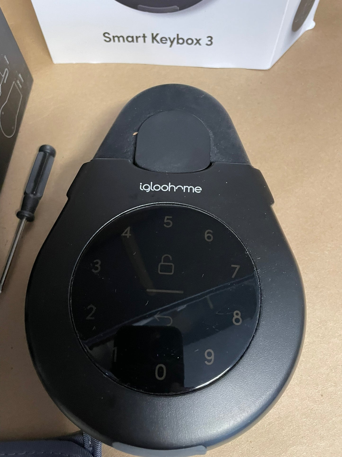 IGLOOHOME Smart Keybox 3 Preowned with Car Share Kit