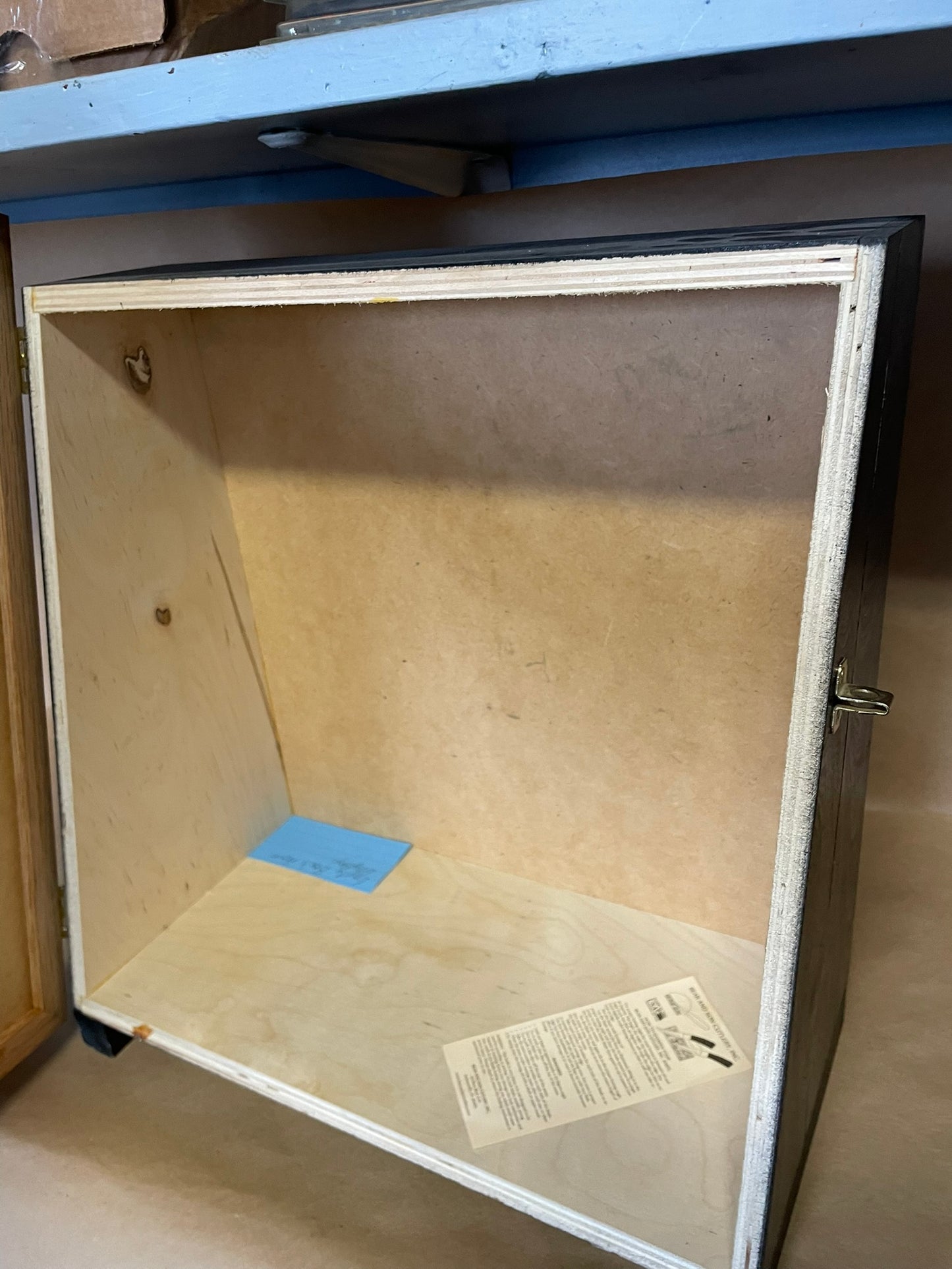 Bear & Son Knife Display Case
