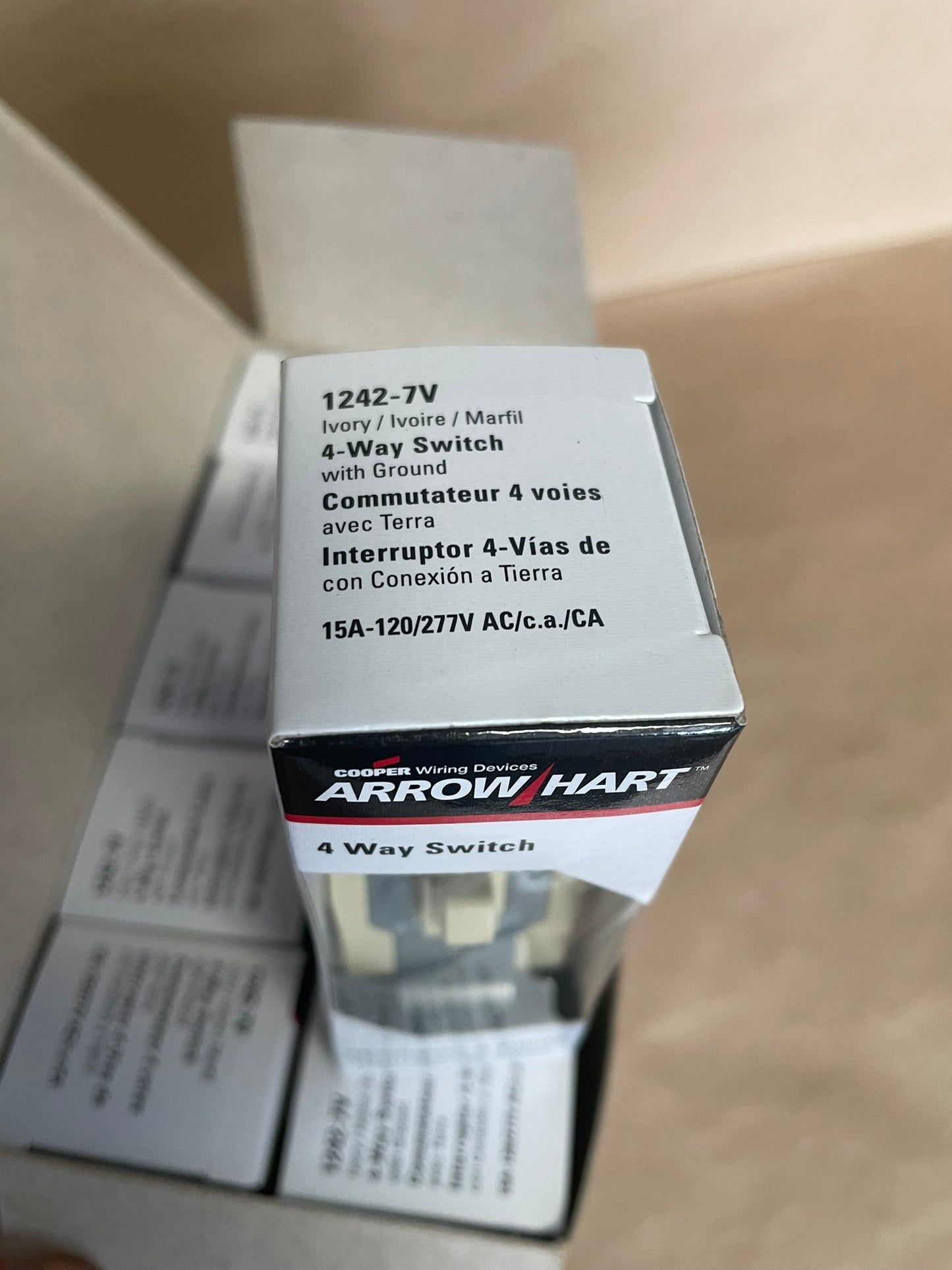 Box of 10 1242-7V Ivory 4 way switch with Ground 15 Amp