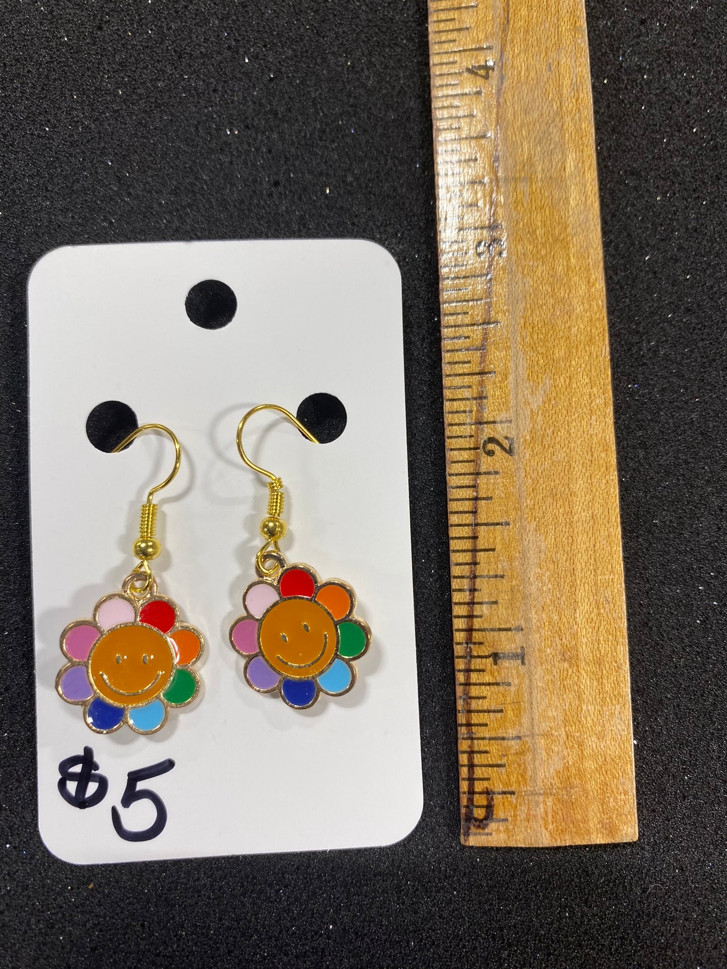 Goose's Handmade Smile Flower Earrings
