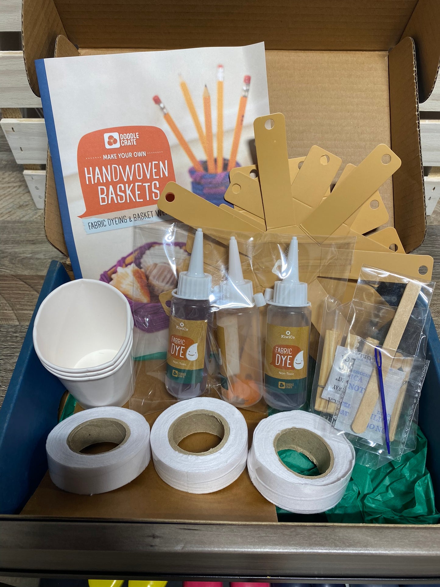 Kiwi Crate Handwoven Basket kit
